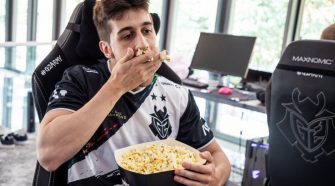 Professional esports player eating during a gaming training session